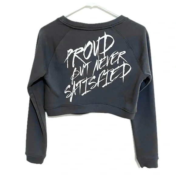 Alphalete Proud Never Satisfied Cropped Sweatshirt Gray XS Long Sleeve - Picture 3 of 7